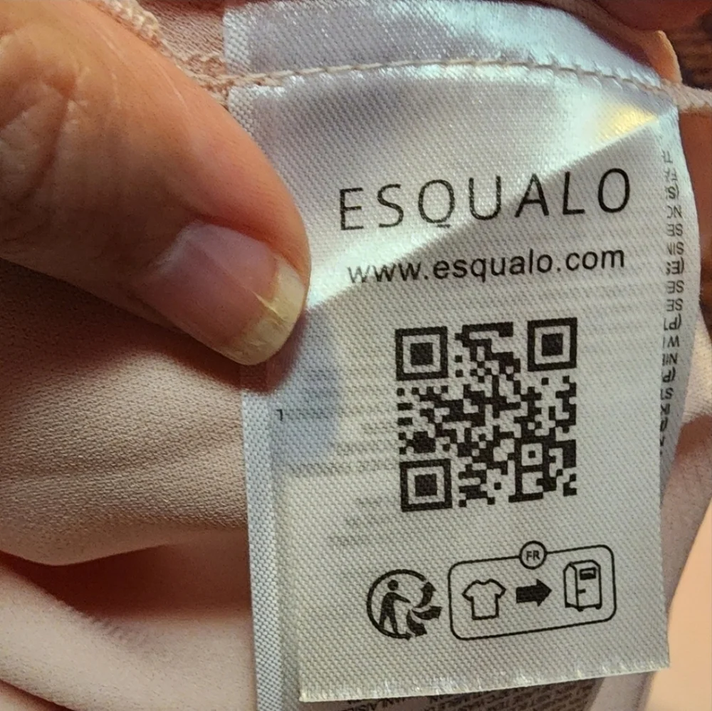 ESQUALO Soft Pink V-Neck Blouse - Picture 11 of 11